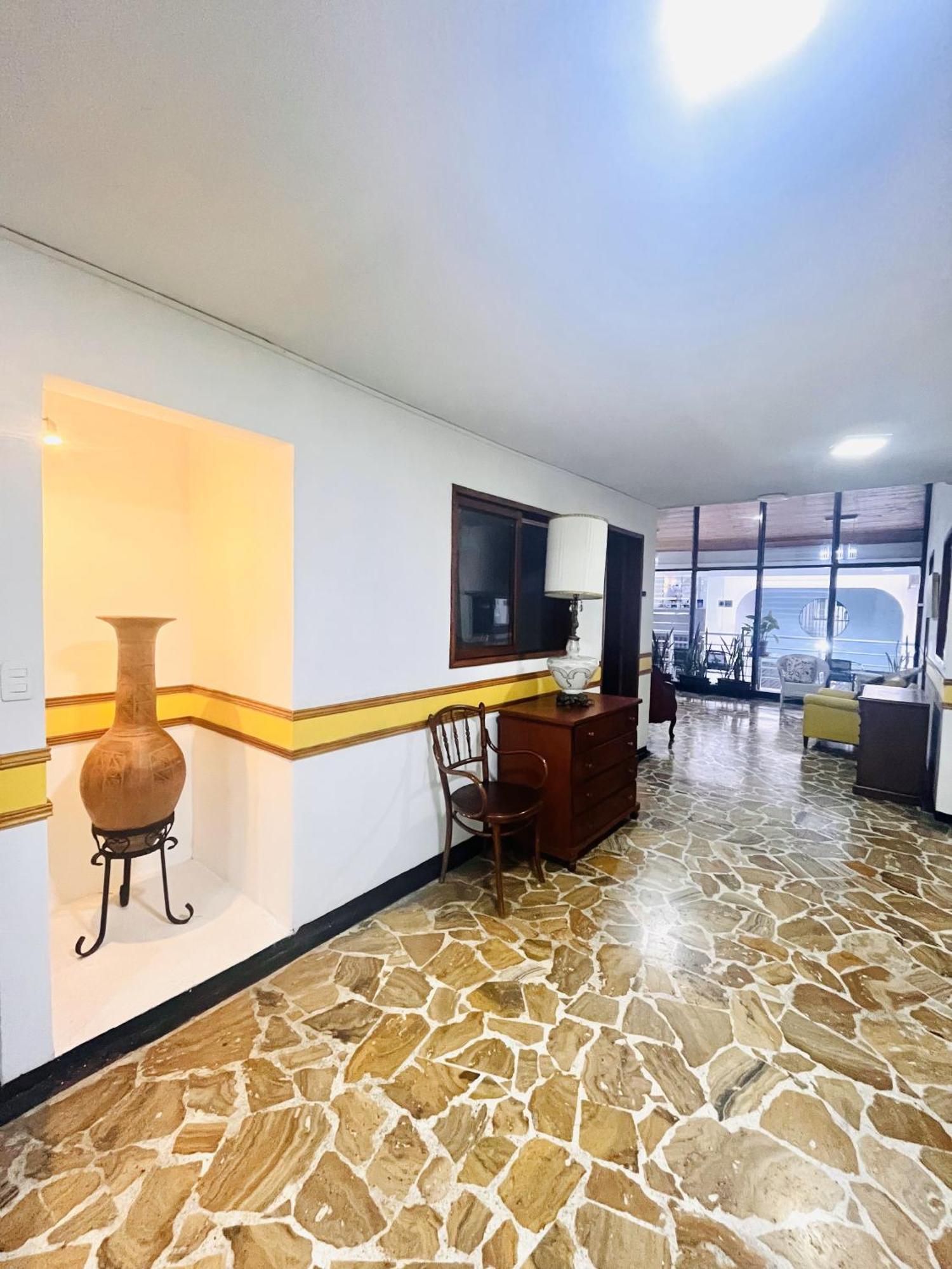 Hotel Zandu Pereira Buitenkant foto
