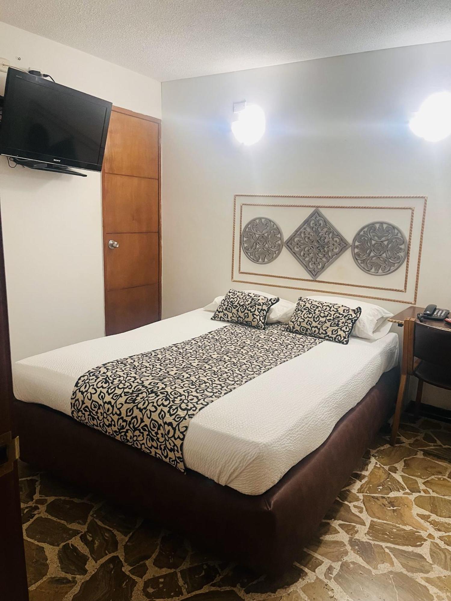 Hotel Zandu Pereira Buitenkant foto