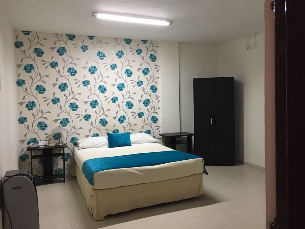Hotel Zandu Pereira Buitenkant foto