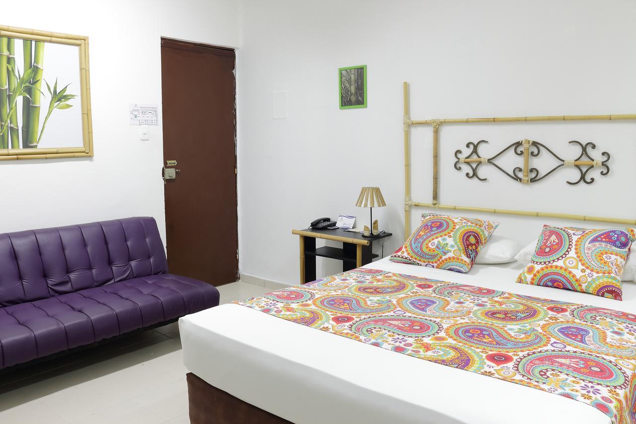 Hotel Zandu Pereira Buitenkant foto