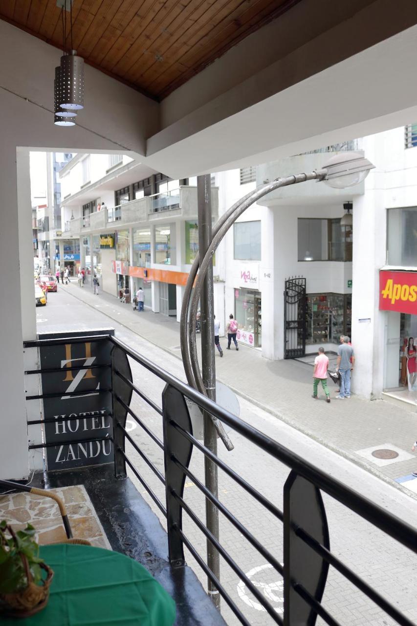 Hotel Zandu Pereira Buitenkant foto